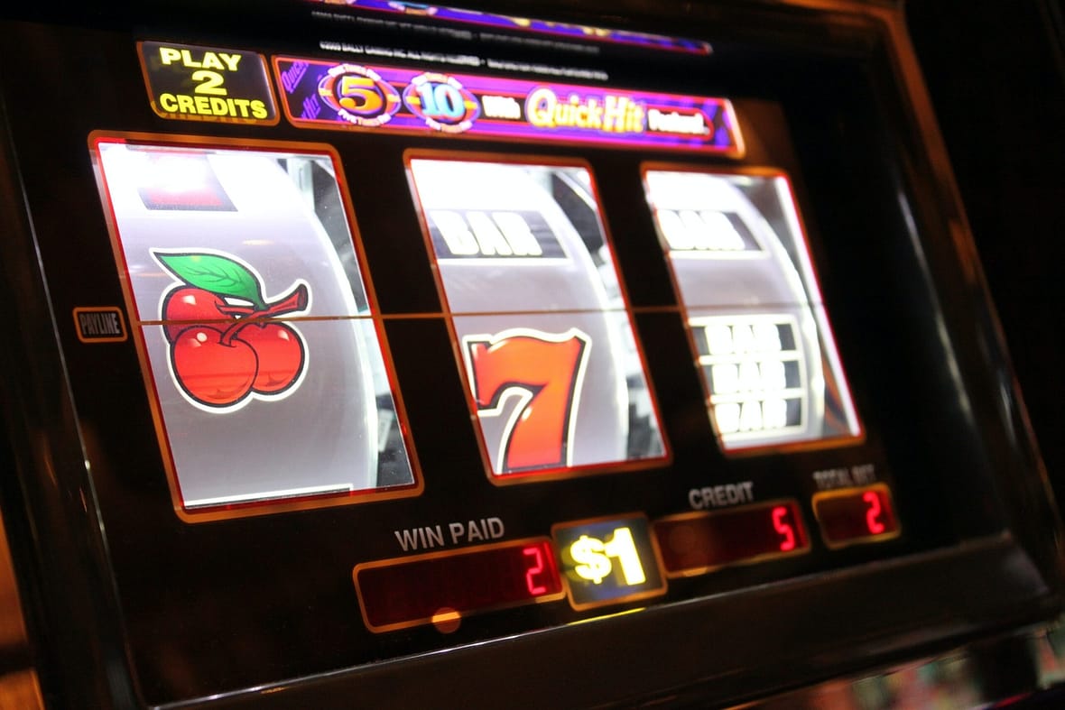 When Does The Slot Machine Give Free Spins